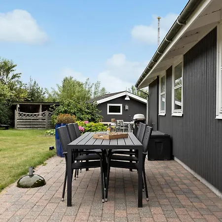 3 Bedroom Awesome Home In Frederikshavn Prázdninový dům *