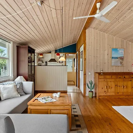 Casa vacanze 3 Bedroom Awesome In Frederikshavn