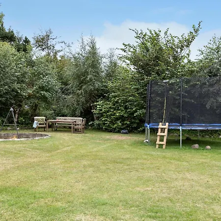 別荘 Awesome In With Wifi フレデリクスハウン